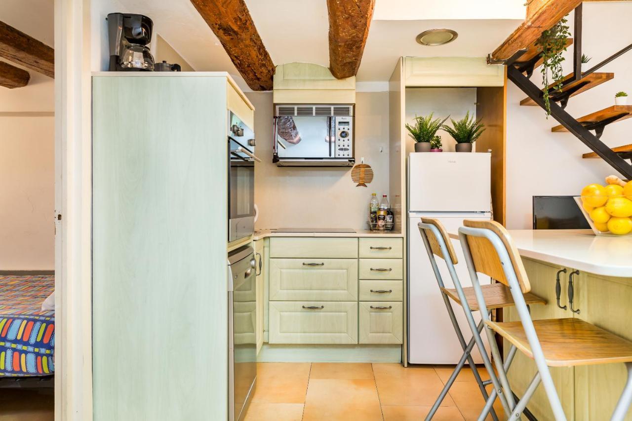 Fridays Flats Dreamy Duplex - Stylish Beach Loft Barcelona Exterior photo